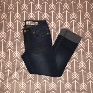 💜Indigo Rein Capri Jeans💜